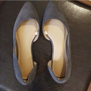 Gray flats, pointed toe